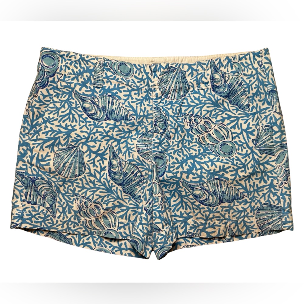 Lilly Pulitzer woman’s palm beach fit Blue Shorts Size 4